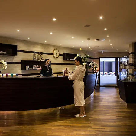 Royalp & Hotel 5*