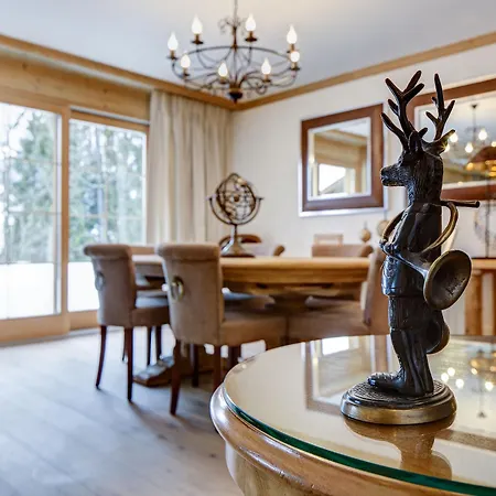 Hotel Royalp &
