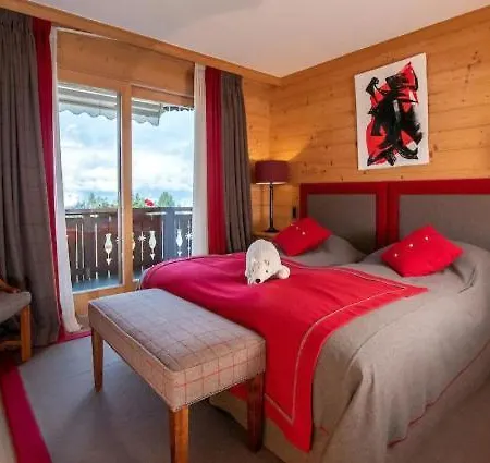 Hotel Royalp &